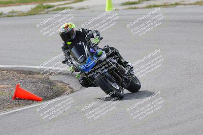 media/Mar-05-2023-TrackXperience (Sun) [[a95d40e56a]]/Group 2/session 2 turn 4/
